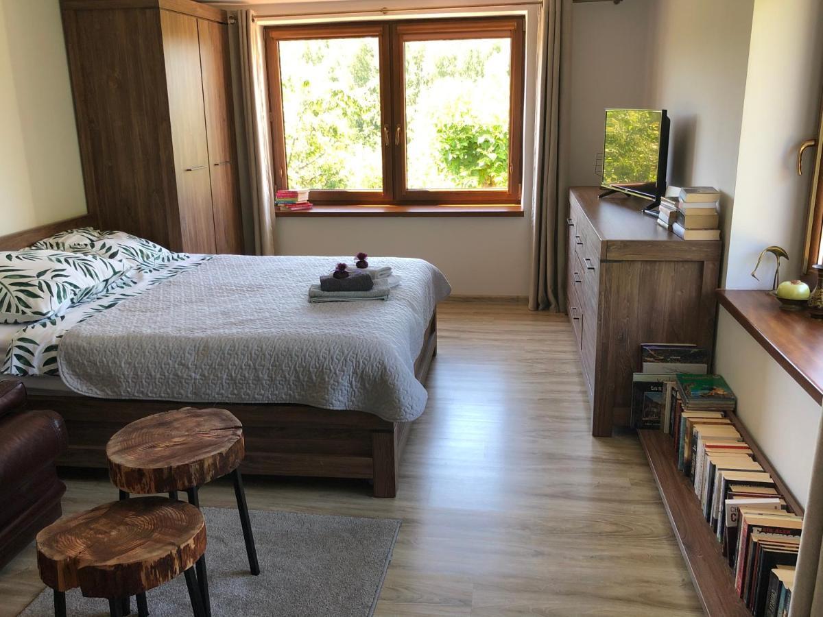 Czytelnia W Sadzie Villa Krzykawka Buitenkant foto