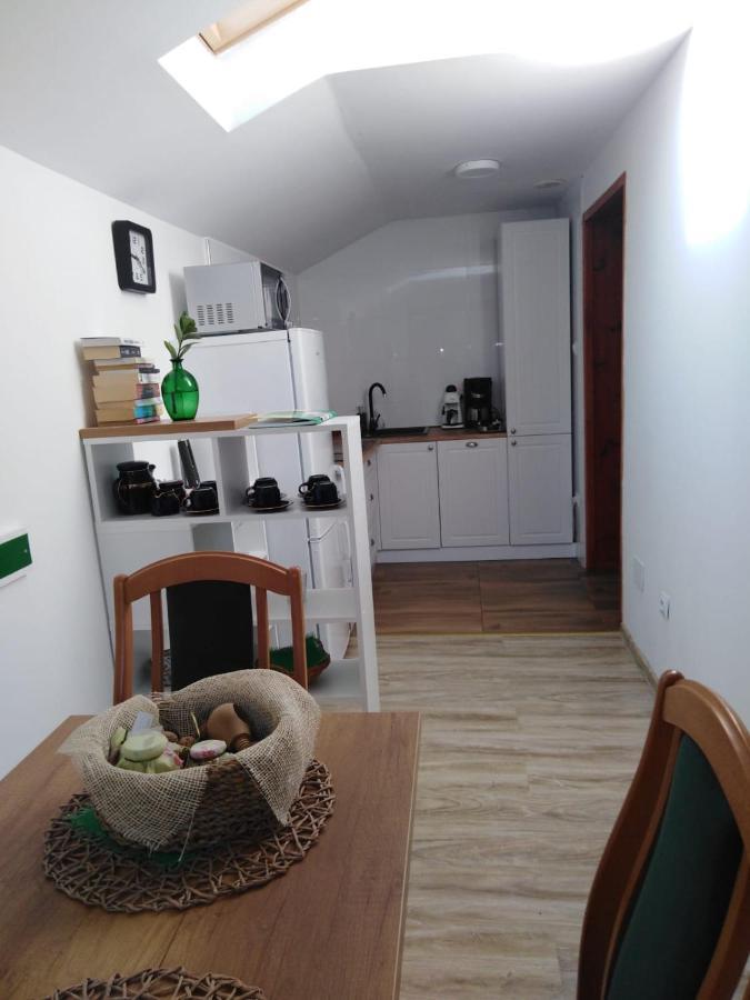 Czytelnia W Sadzie Villa Krzykawka Buitenkant foto